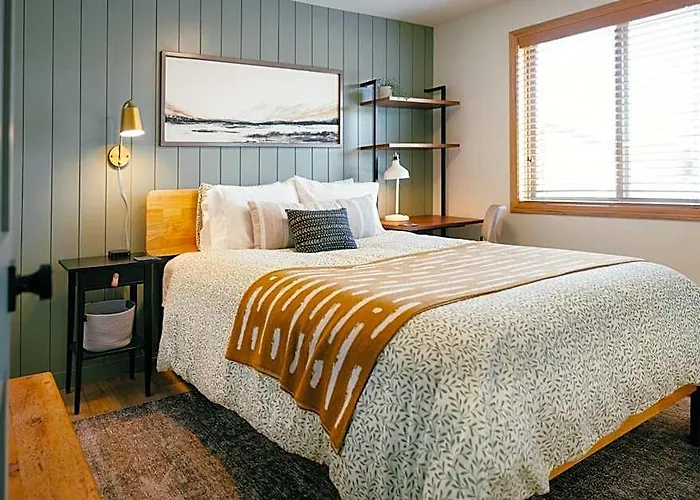 Cozy 2* Pinedale